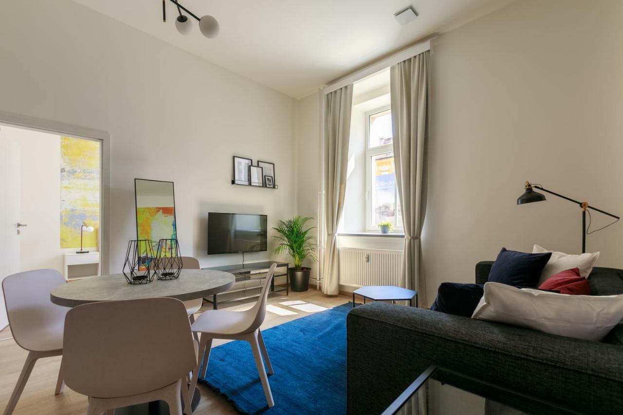 Avantgarde Apartments 比尔森 外观 照片
